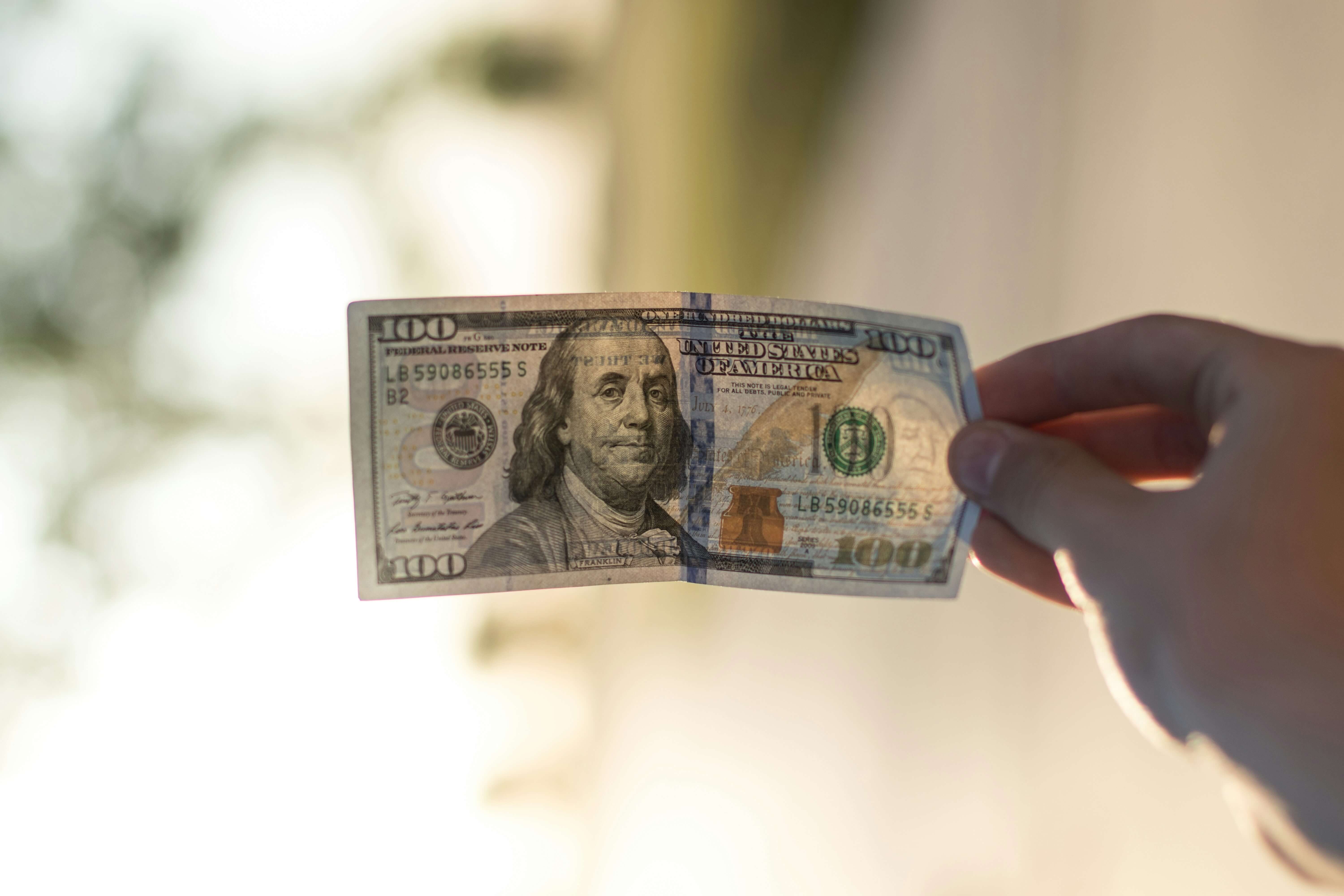 US Dollar representing US Treasury and cash yield